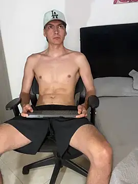 jacknoriz online show from February 28, 1:37 am