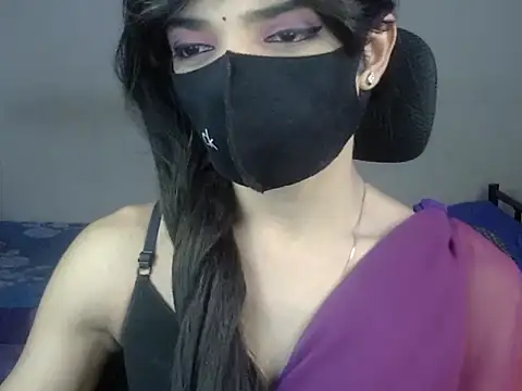 Snapshot of YourCDBitch chatting on November 6, 9:30 pm YourCDBitch online show from November 6, 9:30 pm