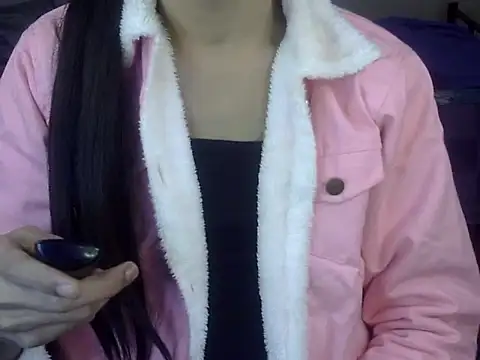 YourCDBitch online show from November 14, 8:12 pm