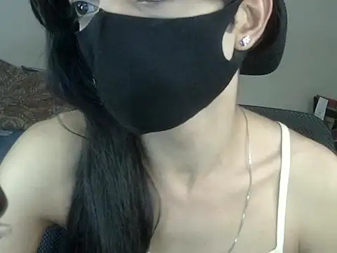 Snapshot of YourCDBitch chatting on October 4, 8:10 pm YourCDBitch online show from October 4, 8:10 pm