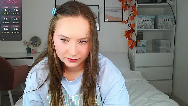 Snapshot of EmilyxxGraces chatting on February 10, 7:28 pm EmilyxxGraces online show from February 10, 7:28 pm