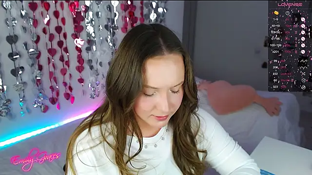 EmilyxxGraces online show from February 14, 10:54 pm