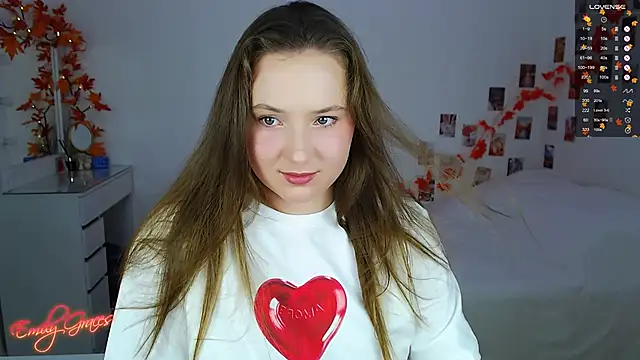 Snapshot of EmilyxxGraces chatting on September 27, 10:38 pm EmilyxxGraces online show from September 27, 10:38 pm