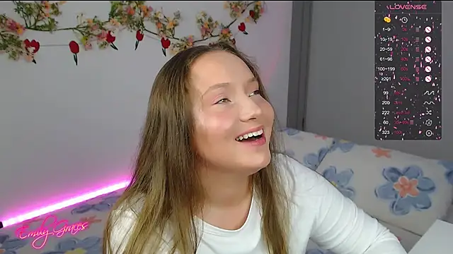 EmilyxxGraces online show from March 12, 10:36 pm