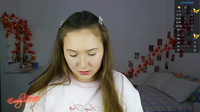 EmilyxxGraces online show from November 17, 1:42 am