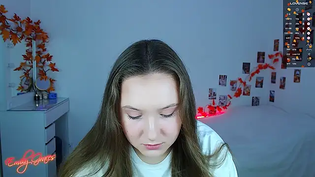 Snapshot of EmilyxxGraces chatting on September 29, 11:54 pm EmilyxxGraces online show from September 29, 11:54 pm