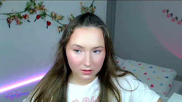 EmilyxxGraces online show from April 29, 6:14 pm