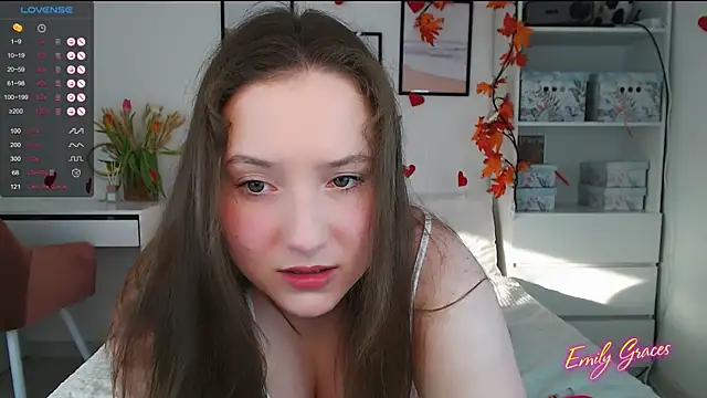 Snapshot of EmilyxxGraces chatting on March 11, 6:08 am EmilyxxGraces online show from March 11, 6:08 am
