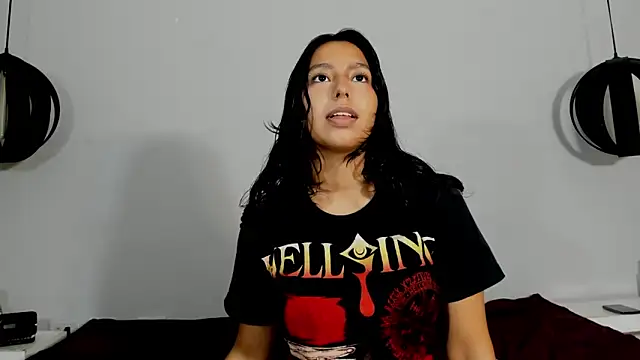 ParanoidTemptaion  online show from February 26, 3:46 am