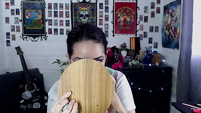 Snapshot of Nyx_Blackmoon chatting on February 25, 1:00 pm Nyx Blackmoon online show from February 25, 1:00 pm