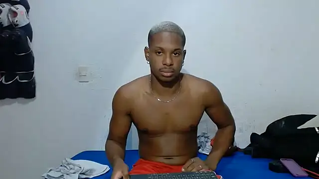 Snapshot of JackBlackone chatting on June 11, 9:56 pm JackBlackone online show from June 11, 9:56 pm