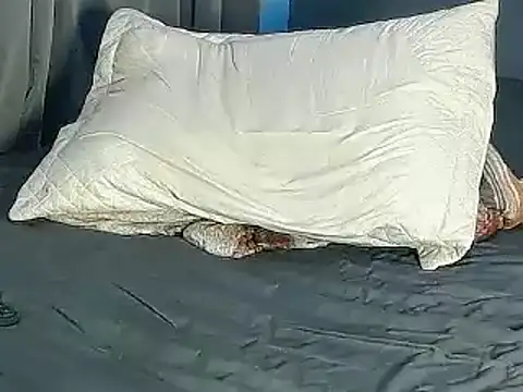 Snapshot of JackBlackone chatting on September 21, 10:42 am JackBlackone online show from September 21, 10:42 am