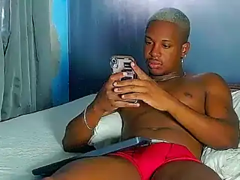 Snapshot of JackBlackone chatting on September 30, 6:36 pm JackBlackone online show from September 30, 6:36 pm