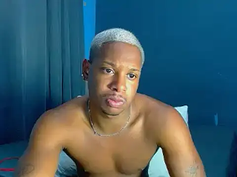 Snapshot of JackBlackone chatting on October 13, 6:20 pm JackBlackone online show from October 13, 6:20 pm