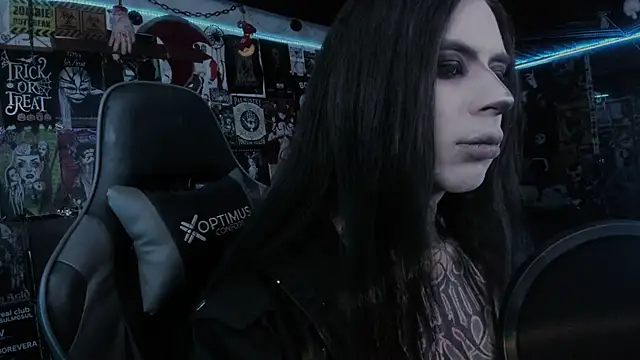 Snapshot of rotten_dreams chatting on September 29, 9:53 pm rotten dreams online show from September 29, 9:53 pm
