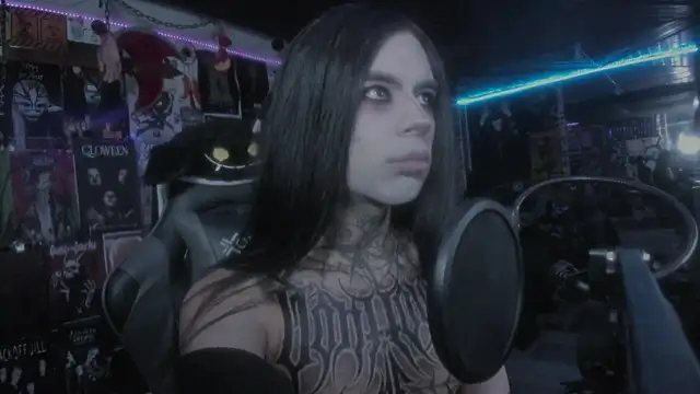 Snapshot of rotten_dreams chatting on March 7, 12:34 pm rotten dreams online show from March 7, 12:34 pm