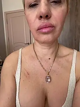 DeboraXporn online show from May 5, 4:48 am