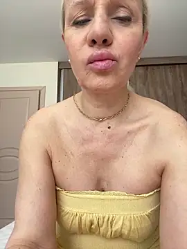 DeboraXporn online show from May 14, 9:28 am