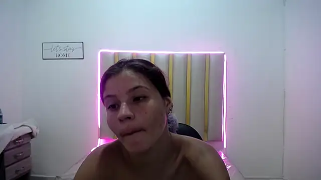 Snapshot of flakita_sexyhot chatting on September 27, 9:48 am flakita sexyhot online show from September 27, 9:48 am