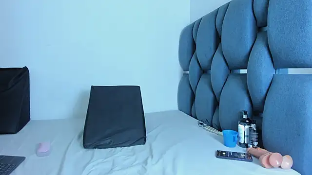 poutyseleny online show from November 7, 11:26 am