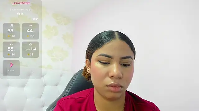 MELINAMARTINS online show from January 9, 7:21 pm