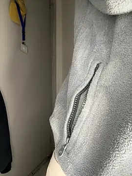 Snapshot of Hamza-Maroki chatting on December 17, 8:47 pm Hamza-Maroki online show from December 17, 8:47 pm