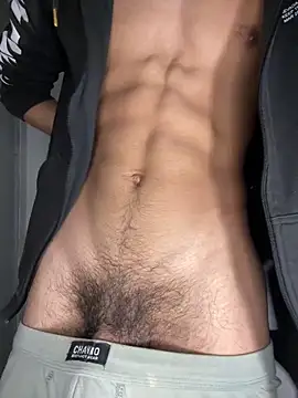 Snapshot of Hamza-Maroki chatting on February 12, 1:22 pm Hamza-Maroki online show from February 12, 1:22 pm