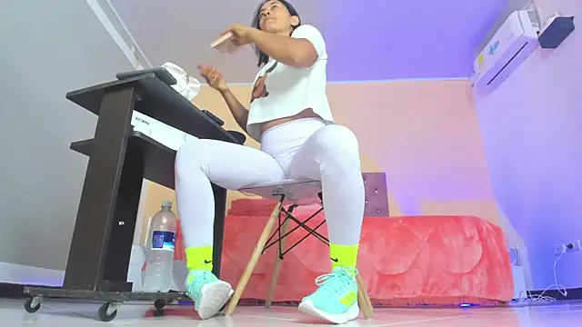 cristal crossfitx online show from February 19, 10:23 am