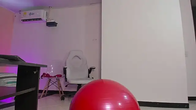 cristal crossfitx online show from September 24, 10:44 am