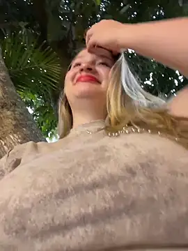 aurora coldd online show from February 27, 10:53 pm