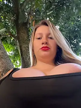 aurora coldd online show from May 19, 10:50 pm