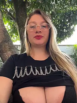 aurora coldd online show from May 30, 9:20 pm