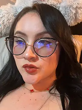 ValentinaOrtiz3 online show from February 12, 11:15 pm