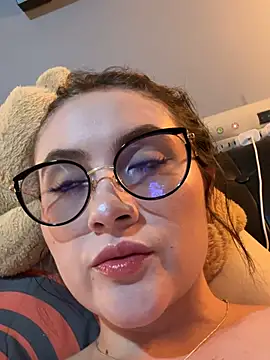 ValentinaOrtiz3 online show from May 25, 11:25 pm
