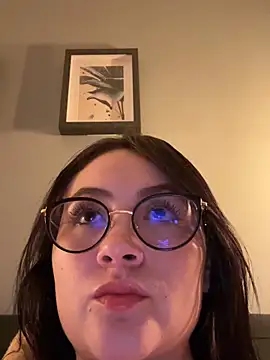 ValentinaOrtiz3 online show from April 28, 3:44 am