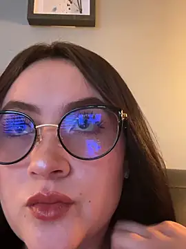 ValentinaOrtiz3 online show from May 7, 10:46 pm