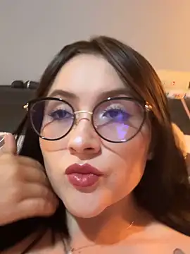 ValentinaOrtiz3 online show from June 5, 12:59 am