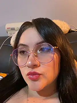 ValentinaOrtiz3 online show from October 12, 12:23 am