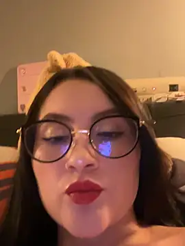 ValentinaOrtiz3 online show from June 1, 11:26 pm