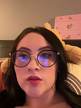 ValentinaOrtiz3 online show from March 26, 10:40 pm