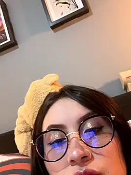 ValentinaOrtiz3 online show from May 27, 10:39 pm