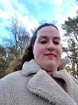 justtess online show from December 16, 10:52 am