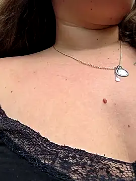 justtess online show from October 2, 1:03 pm