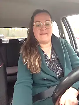 justtess online show from November 20, 2:29 pm