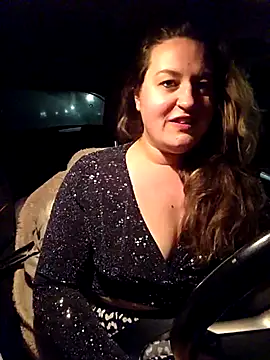 justtess online show from December 15, 10:15 pm