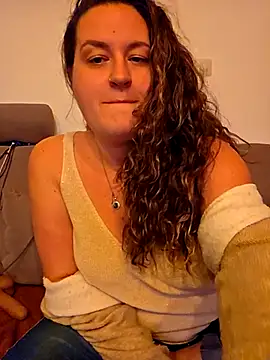 justtess online show from October 4, 9:38 pm