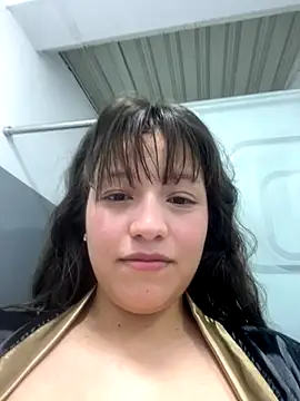 Marii 18 online show from November 2, 4:23 pm