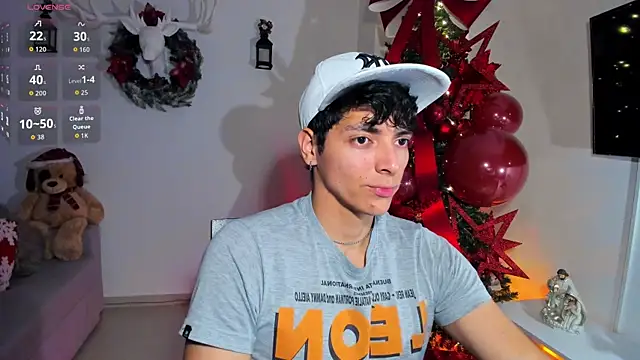 Snapshot of _JacobMiller__ chatting on November 28, 5:29 am JacobMiller online show from November 28, 5:29 am