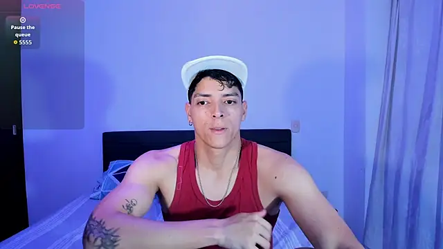  JacobMiller   online show from March 29, 10:11 pm