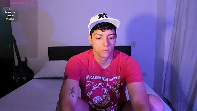  JacobMiller   online show from March 10, 10:14 pm